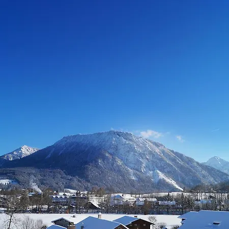 Im Rosengarten Inkl. Chiemgaukarte Apartment *